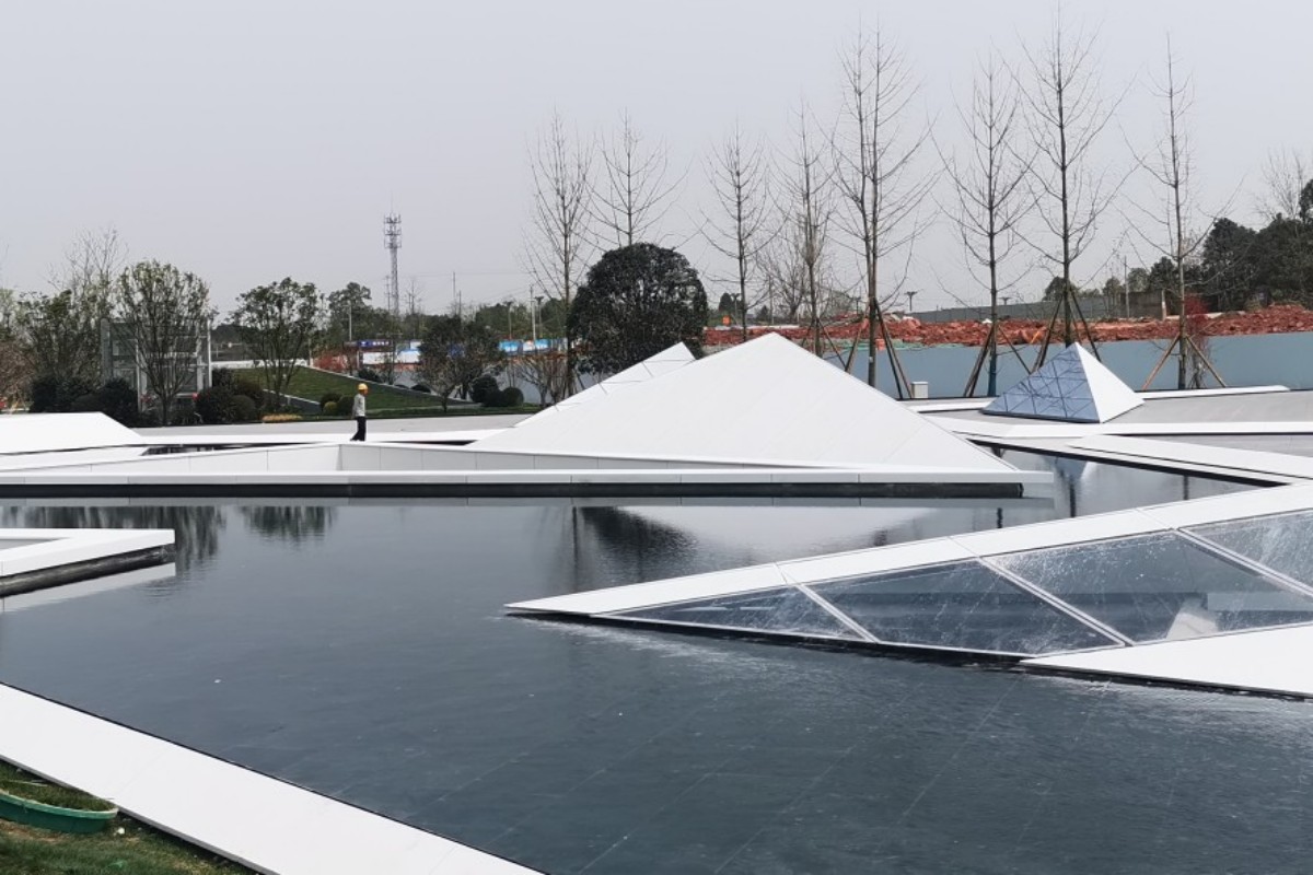 Художественный музей Дунъи при Финансовом центре Чэнду (3)