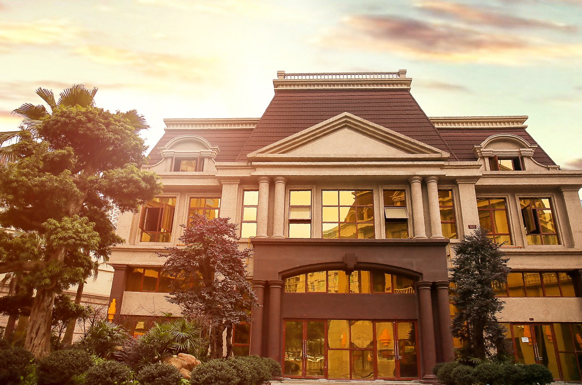 Цзуньи Линсю·Мэйчжай (2)